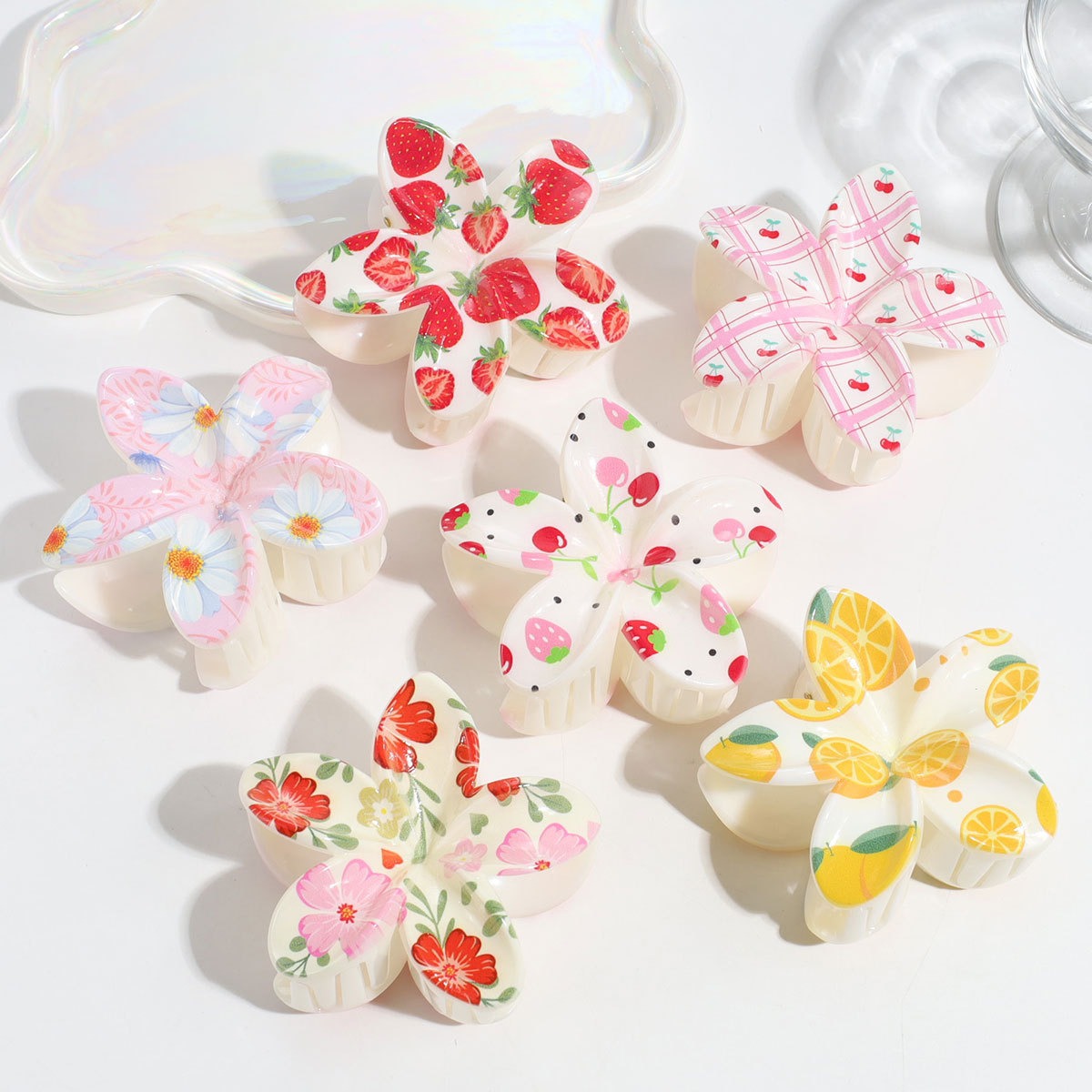 Travel Accessories Aesthetic - 3pcs Jepit Rambut Plastik Wanita Motif